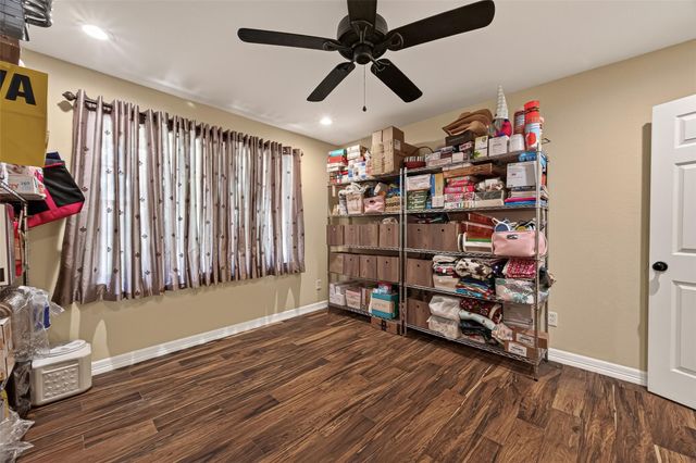 5606 Highland Road, Santa Fe, TX 77517