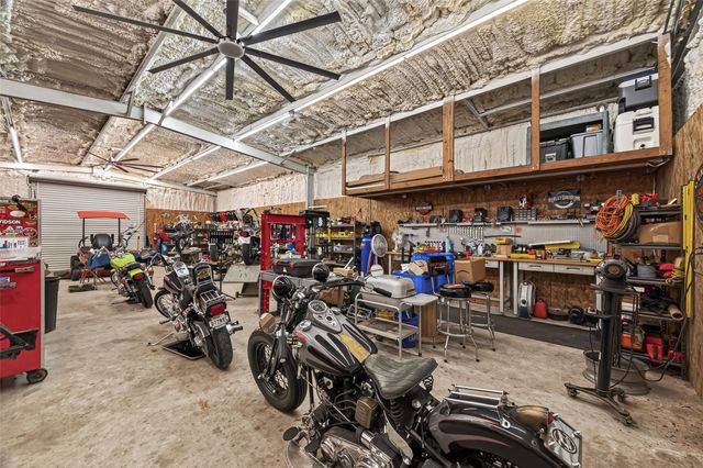 5606 Highland Road, Santa Fe, TX 77517