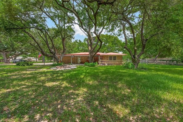 5606 Highland Road, Santa Fe, TX 77517