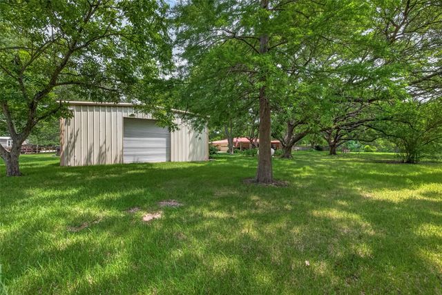 5606 Highland Road, Santa Fe, TX 77517