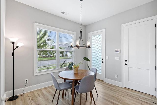 2018 Cobblestone Way, Atlanta, GA 30318