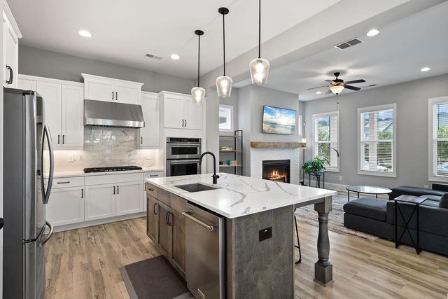 2018 Cobblestone Way, Atlanta, GA 30318