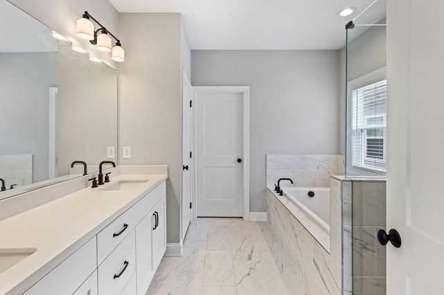 2018 Cobblestone Way, Atlanta, GA 30318