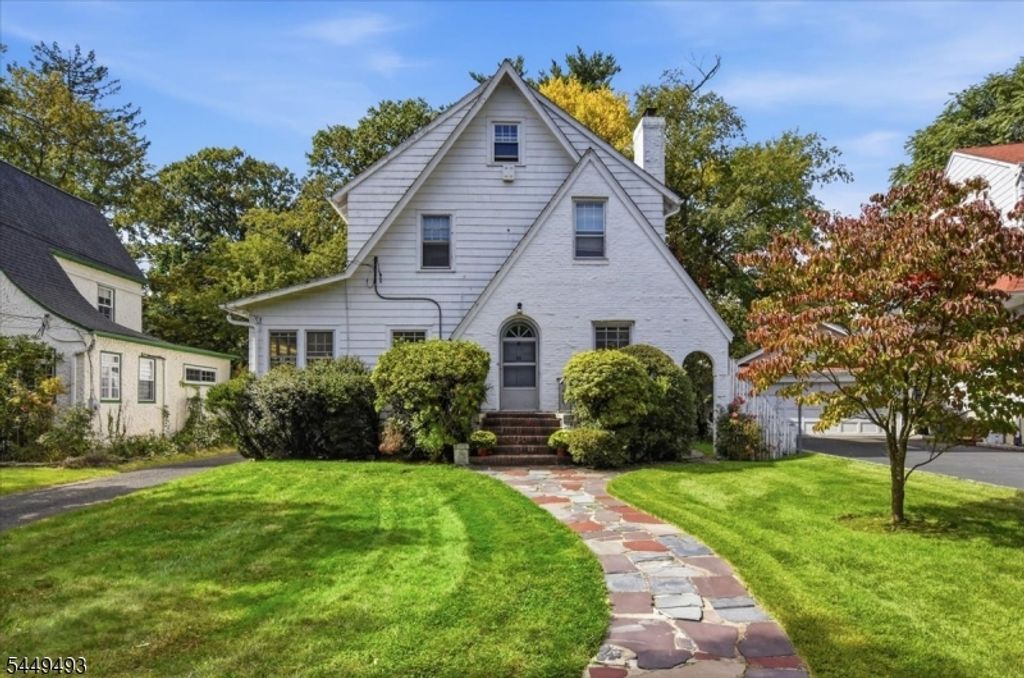 45 Undercliff Rd, Millburn Twp., NJ 07041 — exterior