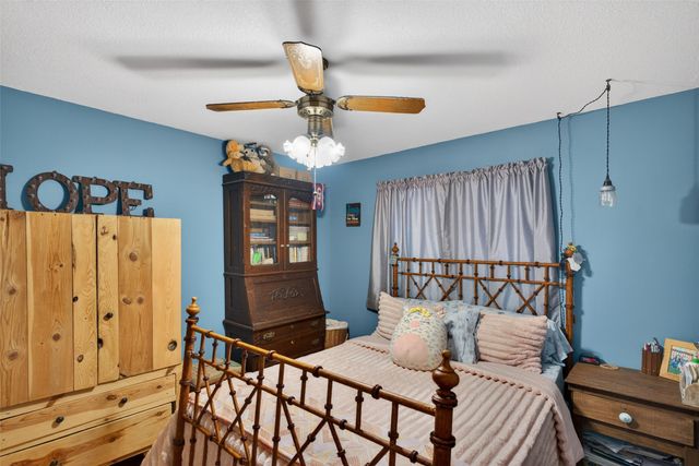 1101 Emma Avenue, Des Moines, IA 50315