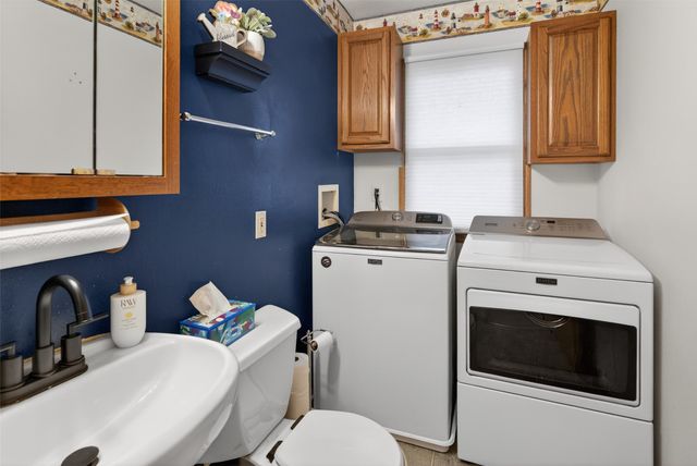 1101 Emma Avenue, Des Moines, IA 50315