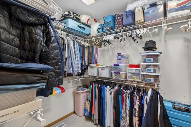 1101 Emma Avenue, Des Moines, IA 50315