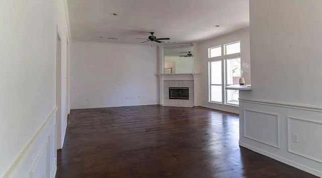 492 Shade Tree Circle, Hurst, TX 76054