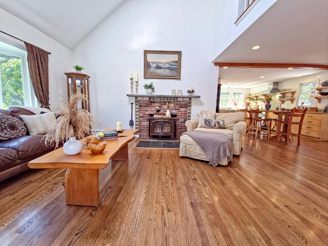 61 Wintergreen Road, Mashpee, MA 02649