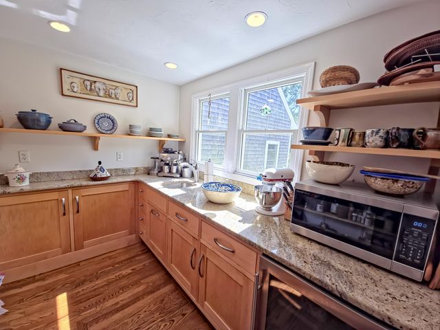 61 Wintergreen Road, Mashpee, MA 02649