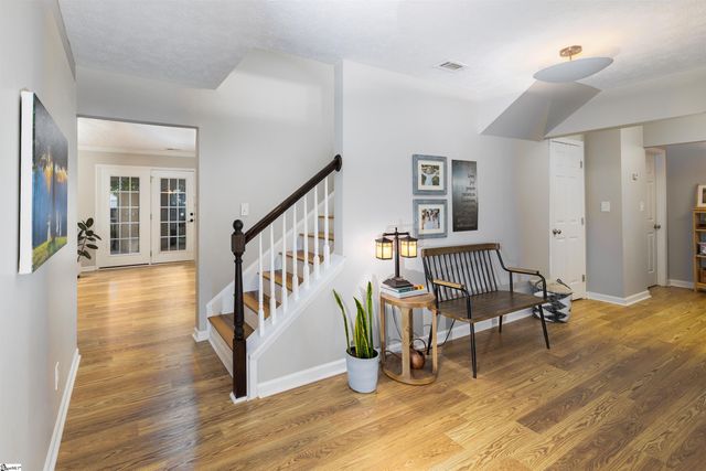 201 Summitbluff Drive, Greenville, SC 29617