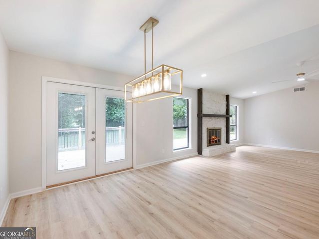 2645 Trotters Walk Trail, Snellville, GA 30078