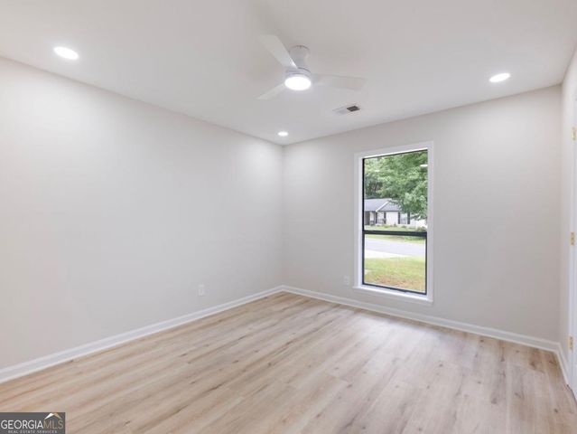 2645 Trotters Walk Trail, Snellville, GA 30078