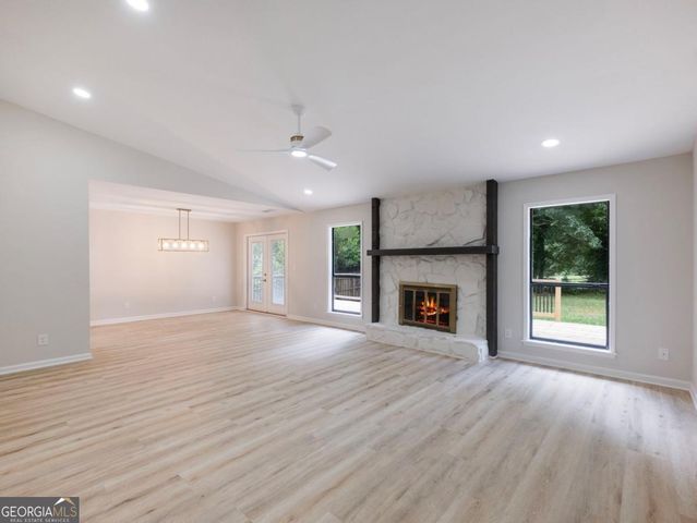 2645 Trotters Walk Trail, Snellville, GA 30078