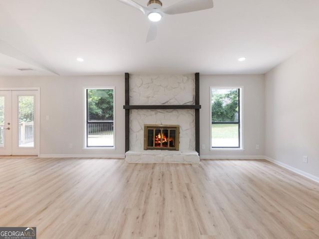 2645 Trotters Walk Trail, Snellville, GA 30078