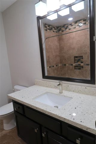 7507 Sunny Oaks Way, Houston, TX 77095