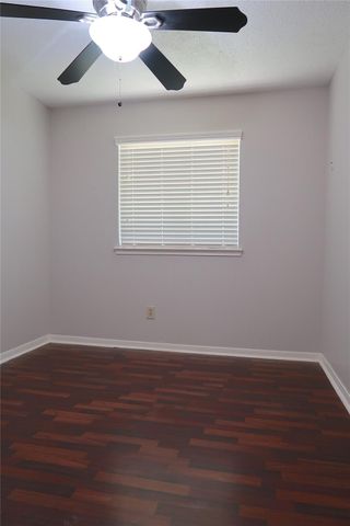 7507 Sunny Oaks Way, Houston, TX 77095