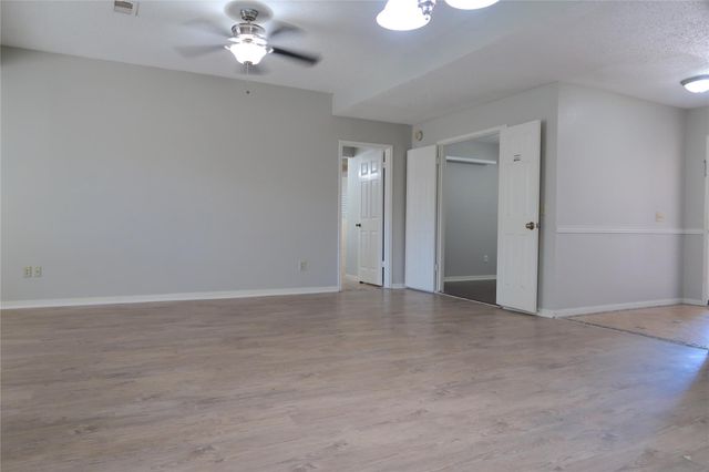 7507 Sunny Oaks Way, Houston, TX 77095