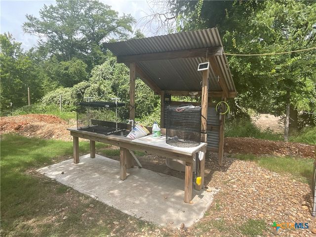 17377 Hwy 87, Nursery, TX 77976