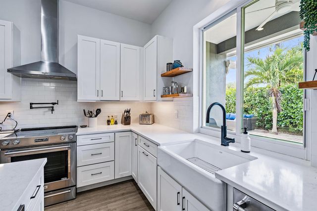 68 Azalea Circle, Jupiter, FL 33469