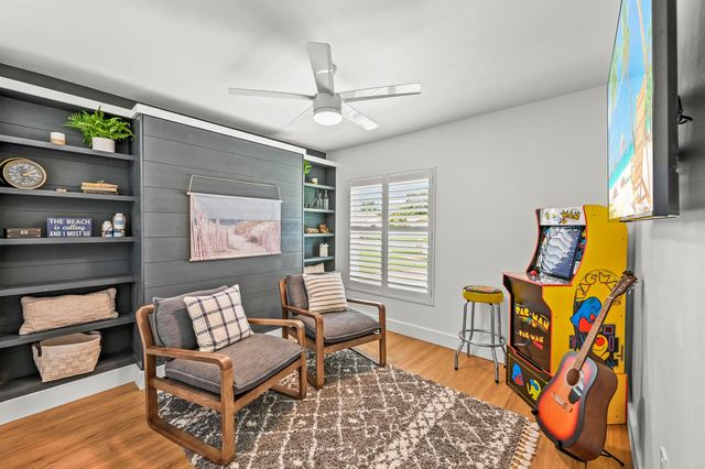 68 Azalea Circle, Jupiter, FL 33469