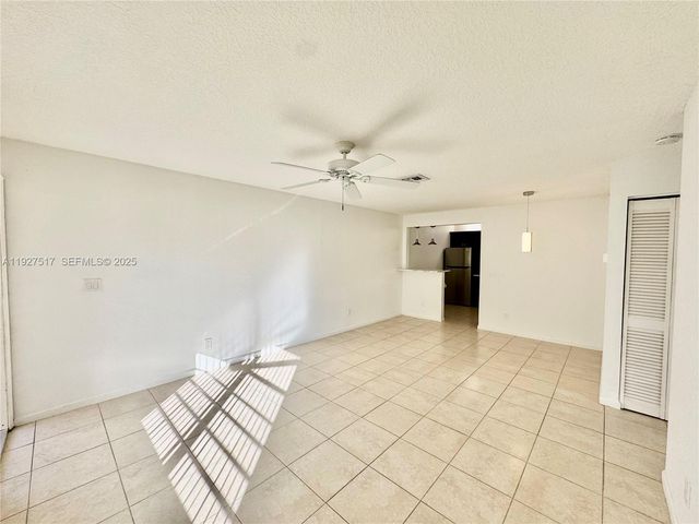 11044 Royal Palm Blvd 7-5, Coral Springs, FL 33065