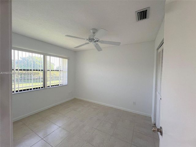 11044 Royal Palm Blvd 7-5, Coral Springs, FL 33065