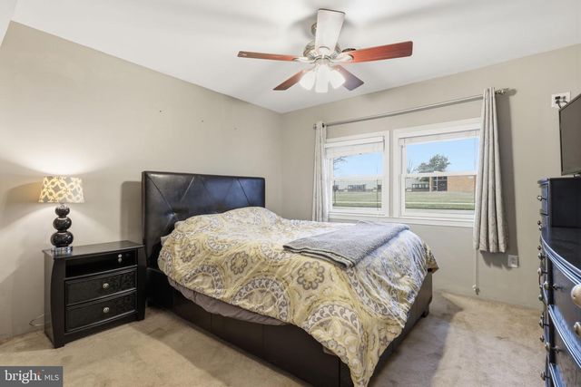 9 HARMONY RD, Levittown, PA 19056