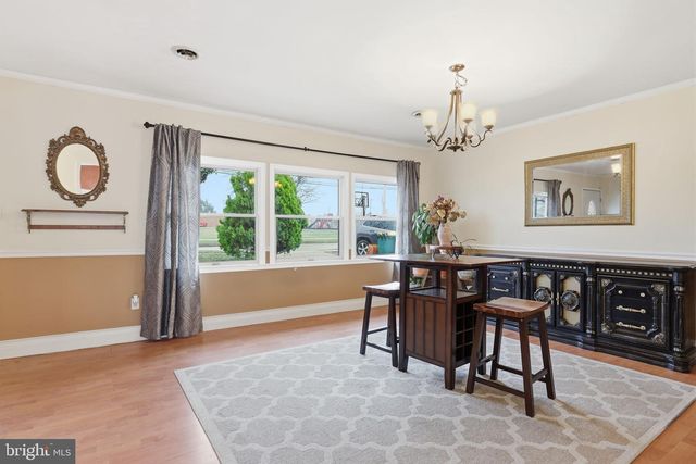 9 HARMONY RD, Levittown, PA 19056