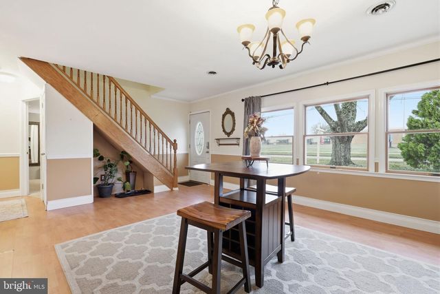 9 HARMONY RD, Levittown, PA 19056