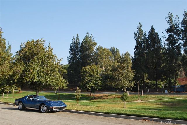 12 Franciscan Place, Phillips Ranch, CA 91766