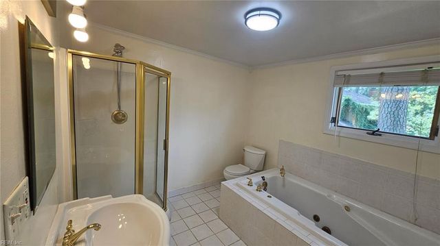 445 W Chickasaw RD, Virginia Beach, VA 23462