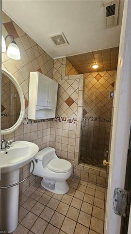 445 W Chickasaw RD, Virginia Beach, VA 23462