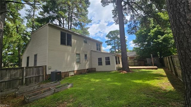 445 W Chickasaw RD, Virginia Beach, VA 23462
