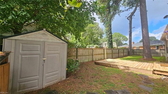 445 W Chickasaw RD, Virginia Beach, VA 23462