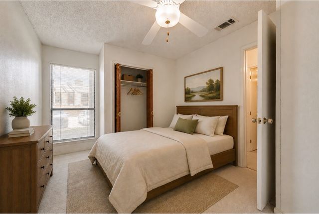 2014 Willoughby Lane 4612, Arlington, TX 76011