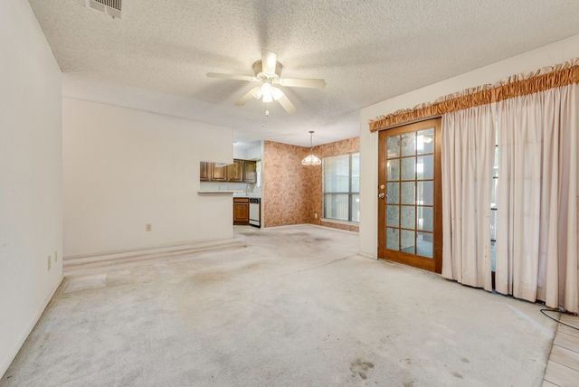2014 Willoughby Lane 4612, Arlington, TX 76011