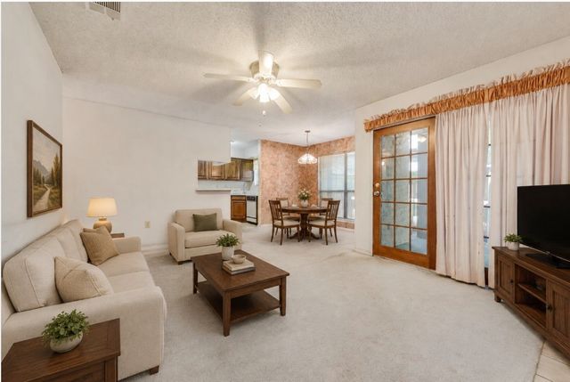 2014 Willoughby Lane 4612, Arlington, TX 76011