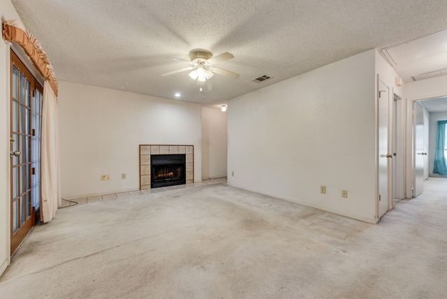 2014 Willoughby Lane 4612, Arlington, TX 76011