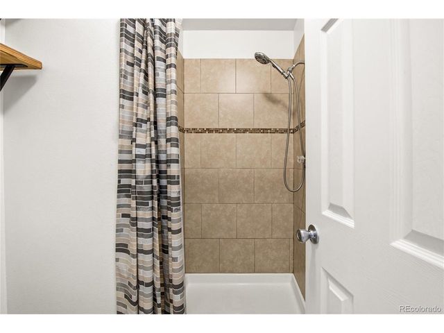 8805 W Floyd Ave, Lakewood, CO 80227