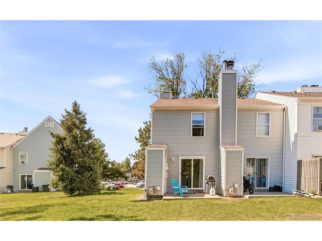 8805 W Floyd Ave, Lakewood, CO 80227