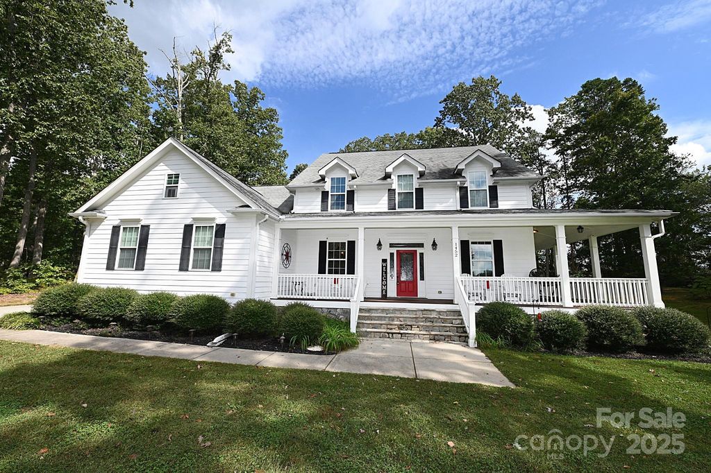 1452 Kinks Drive, Maiden, NC 28650