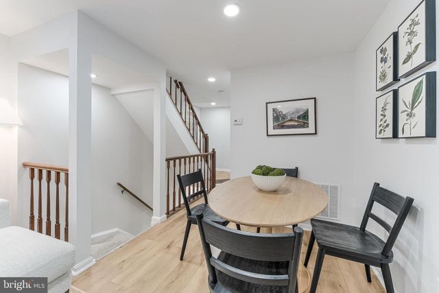 2180 WHISPERWOOD GLEN LN, Reston, VA 20191