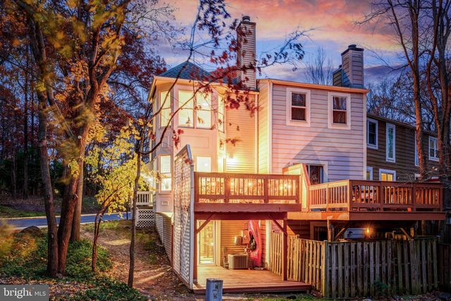 2180 WHISPERWOOD GLEN LN, Reston, VA 20191