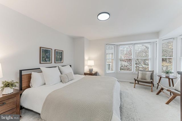 2180 WHISPERWOOD GLEN LN, Reston, VA 20191