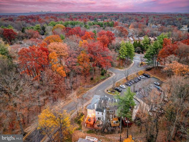 2180 WHISPERWOOD GLEN LN, Reston, VA 20191