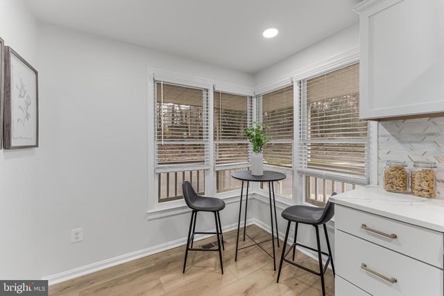 2180 WHISPERWOOD GLEN LN, Reston, VA 20191