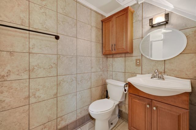313 Valley View Rd, Dover, TN 37058