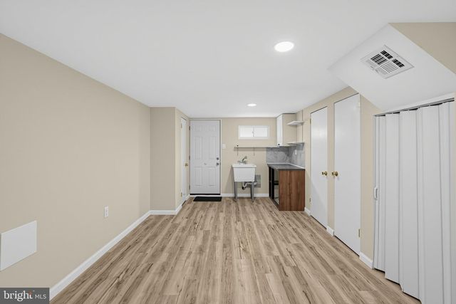 625 E SANGER ST, Philadelphia, PA 19120