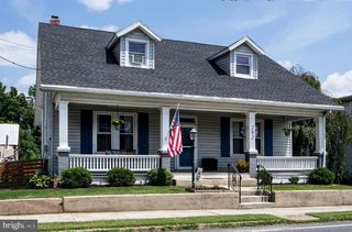 292 N LOCUST POINT RD, Mechanicsburg, PA 17050